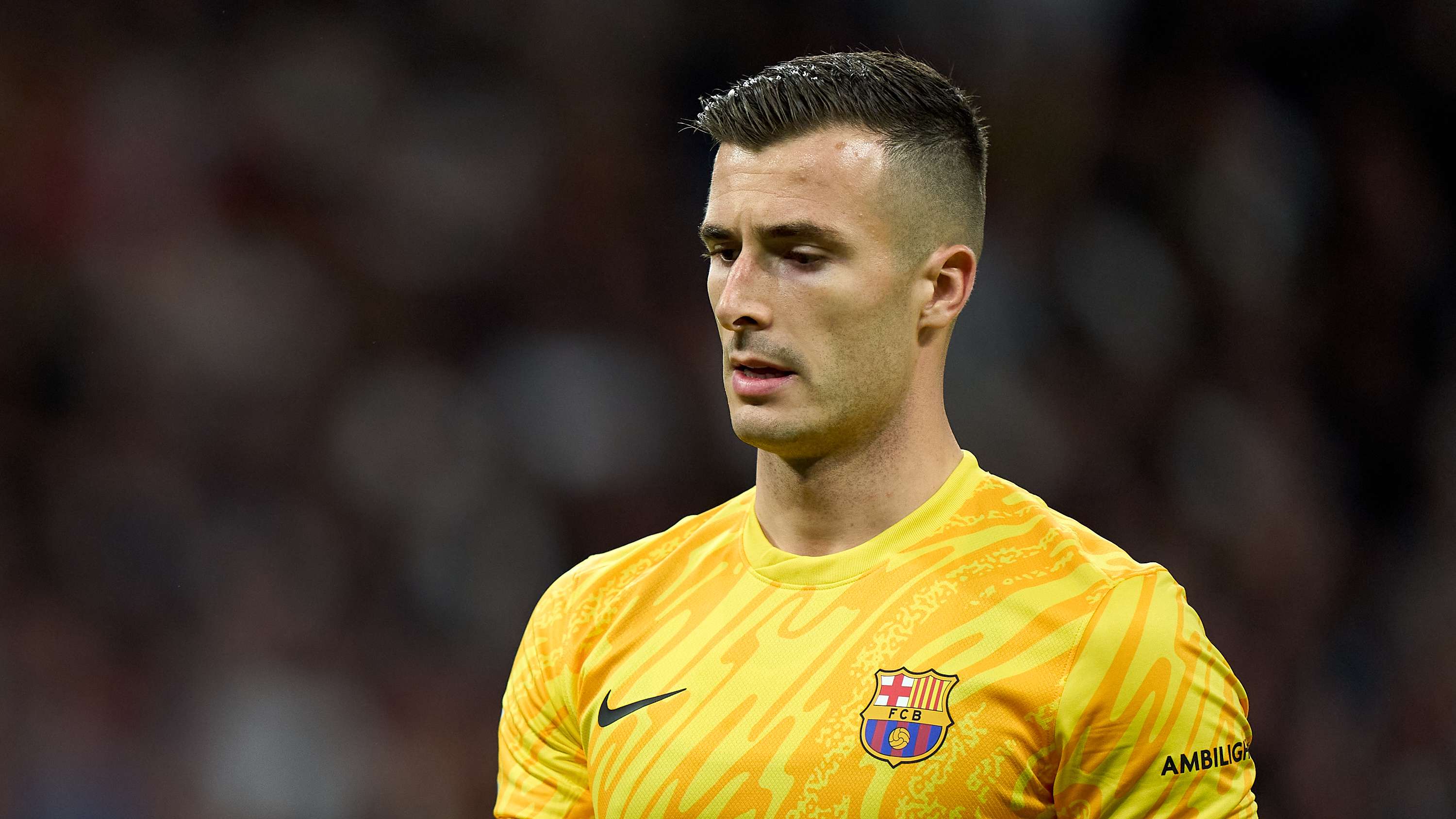 水慶霞的離 水慶霞的離